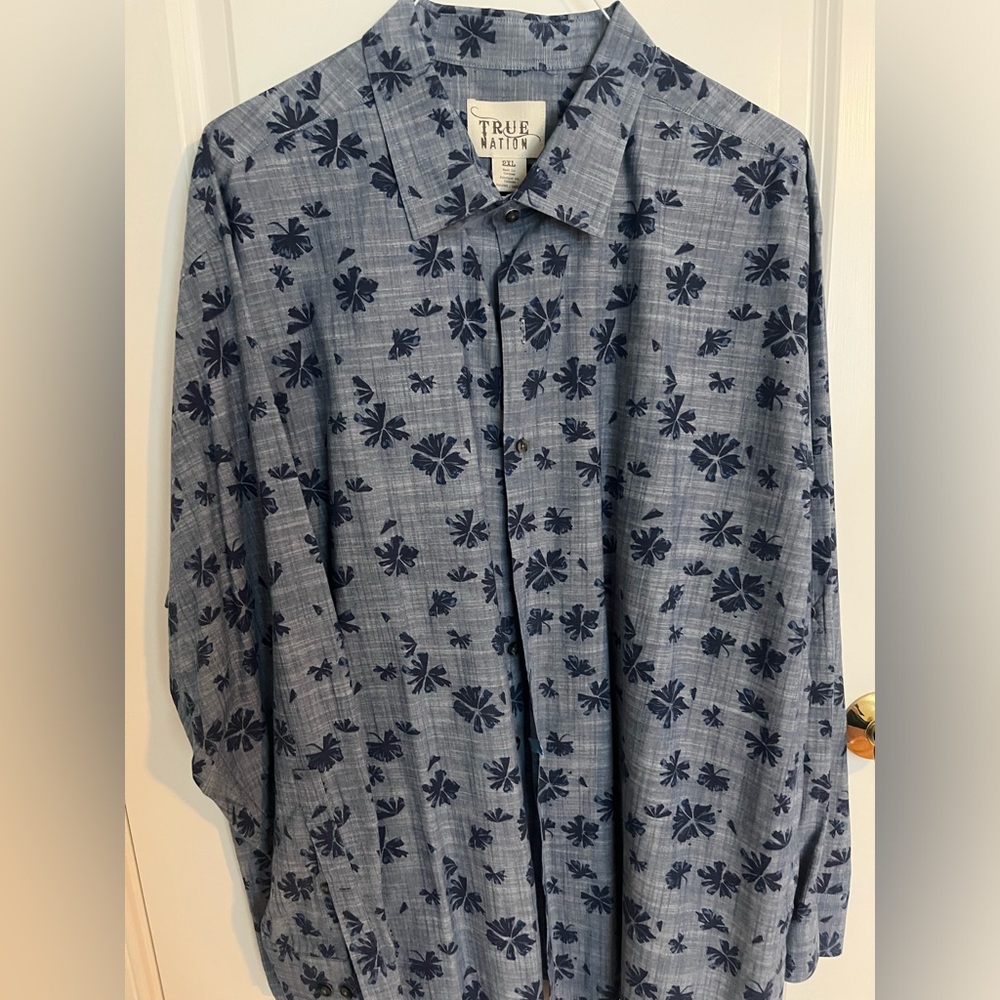 NEW True Nation mens button down in size 2XL